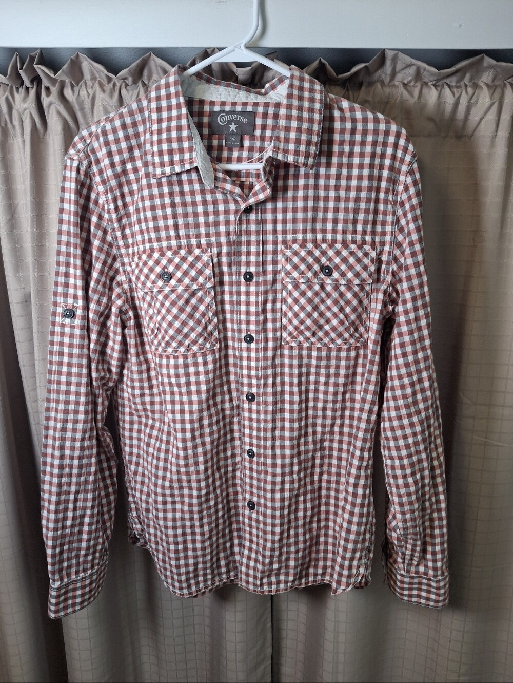 Converse Red White Gingham Long Sleeve Button Up Shirt Tab Sleeve Size Small
